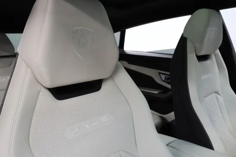 Lamborghini Urus din 2023 cu 5.650 km - oferta LAM116683 - foto 21