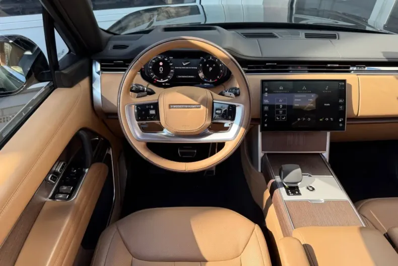 Land Rover Range Rover din 2023 cu 35.112 km - oferta LAN116684 - foto 7