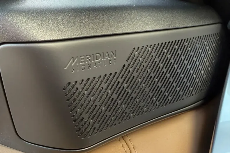 Land Rover Range Rover din 2023 cu 35.112 km - oferta LAN116684 - foto 19