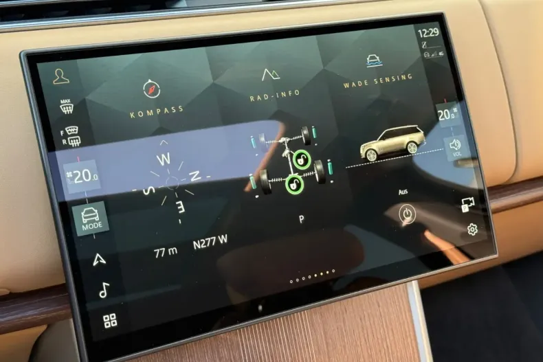 Land Rover Range Rover din 2023 cu 35.112 km - oferta LAN116684 - foto 20