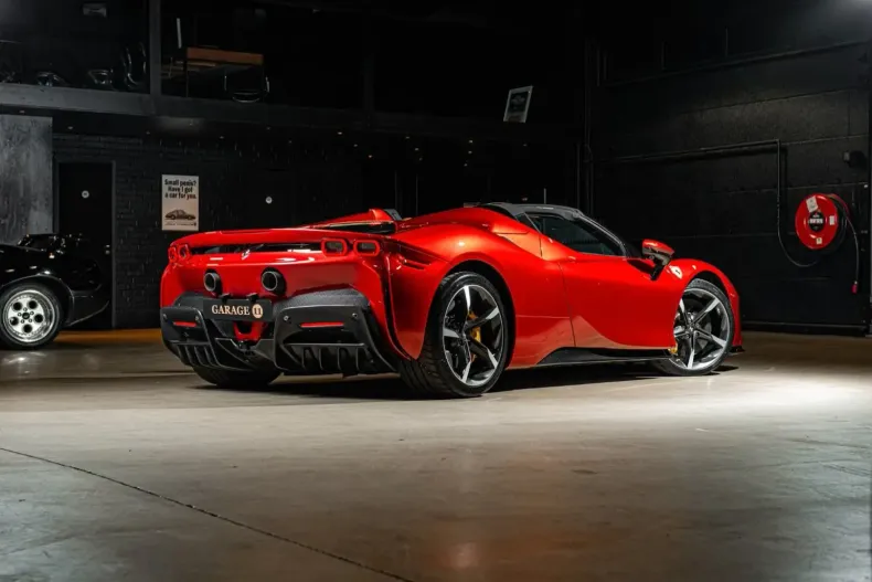 Ferrari SF90 din 2024 cu 1.150 km - oferta FER116687 - foto 6