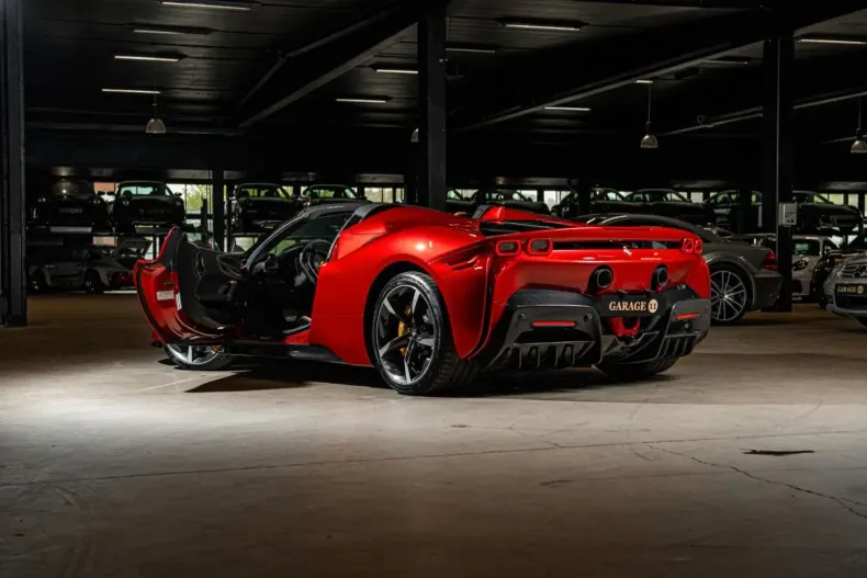 Ferrari SF90 din 2024 cu 1.150 km - oferta FER116687 - foto 9