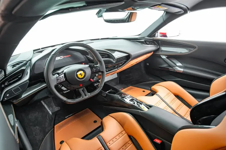 Ferrari SF90 din 2024 cu 1.150 km - oferta FER116687 - foto 12