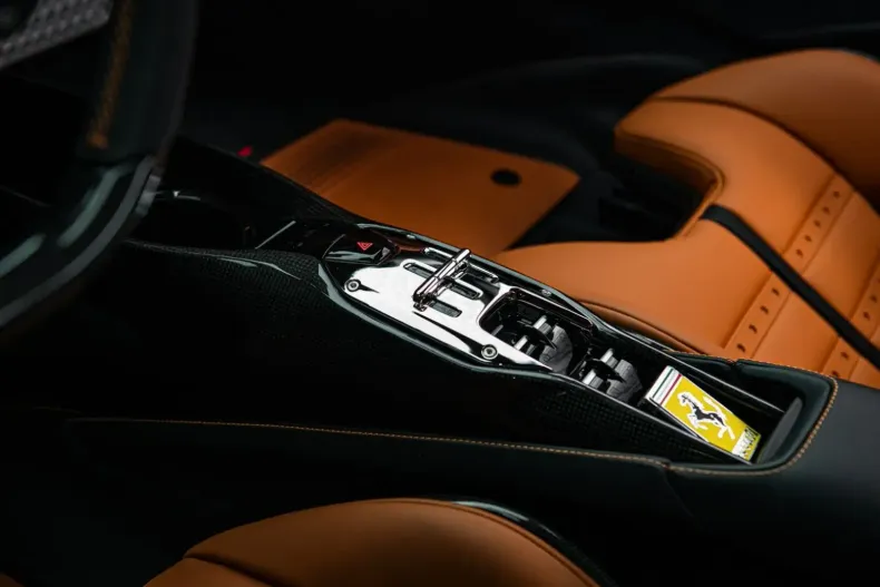 Ferrari SF90 din 2024 cu 1.150 km - oferta FER116687 - foto 19