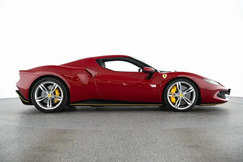 Ferrari 296 GTB din 2024 cu 8.000 km - oferta FER116689 - foto 3