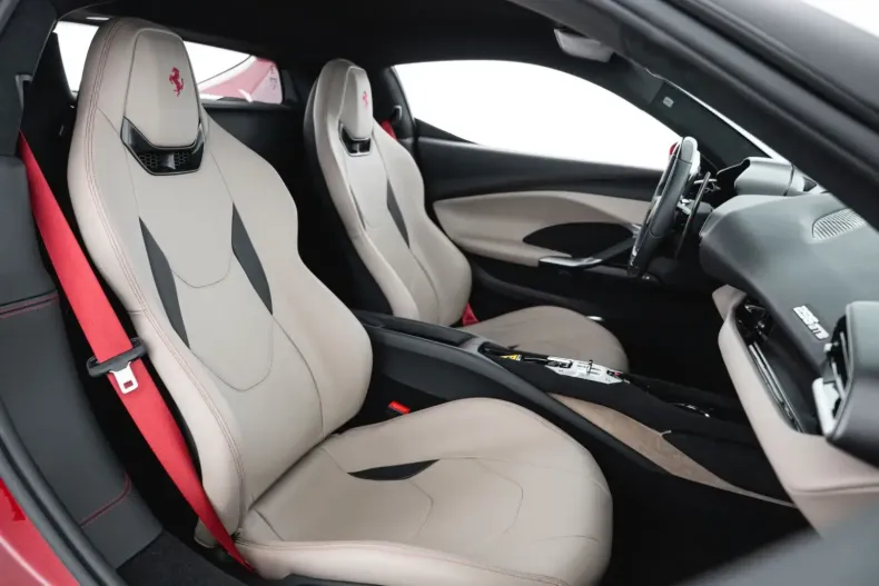 Ferrari 296 GTB din 2024 cu 8.000 km - oferta FER116689 - foto 12