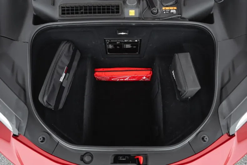 Ferrari 296 GTB din 2024 cu 8.000 km - oferta FER116689 - foto 28