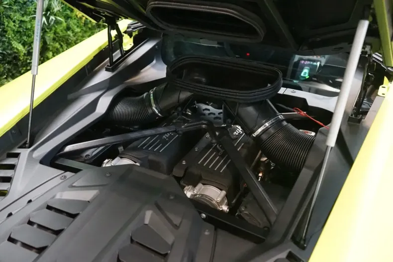 Lamborghini Huracán din 2024 cu 1.888 km - oferta LAM116690 - foto 16