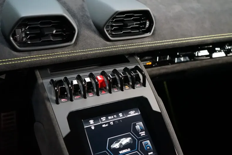 Lamborghini Huracán din 2024 cu 1.888 km - oferta LAM116690 - foto 27