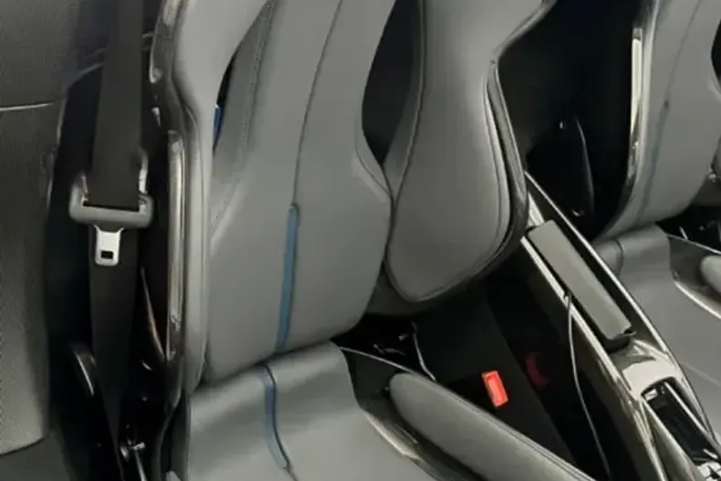 Ferrari 296 GTS din 2023 cu 7.000 km - oferta FER116692 - foto 9