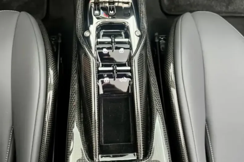 Ferrari 296 GTS din 2023 cu 7.000 km - oferta FER116692 - foto 13