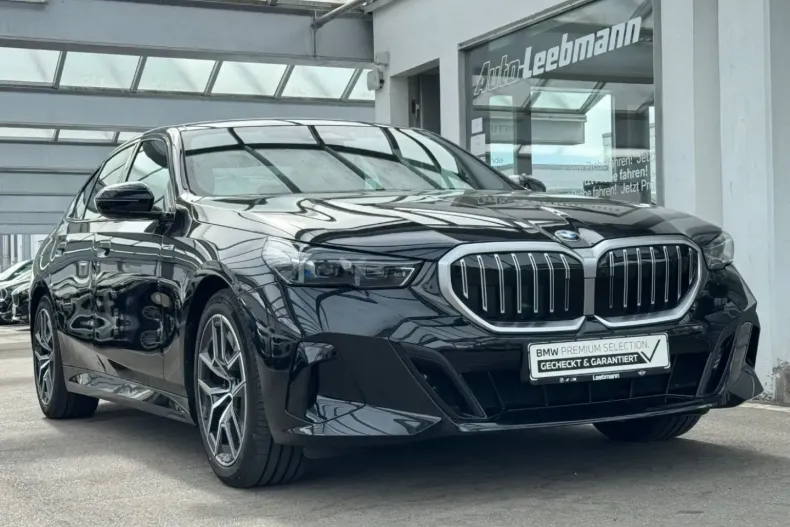 BMW 520 din 2023 cu 30.600 km - oferta BMW116693 - foto 1