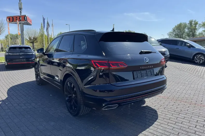 Volkswagen Touareg din 2022 cu 42.000 km - oferta VOL116697 - foto 4