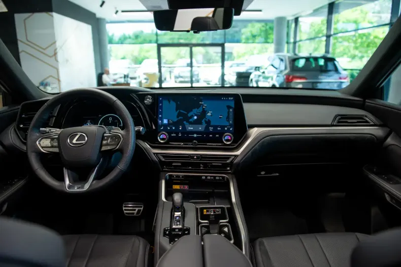 Lexus TX500 H din 2024 cu 8.500 km - oferta LEX116717 - foto 15