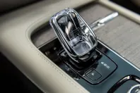 Volvo XC90 din 2021 cu 34.994 km - oferta VOL116722 - foto 22