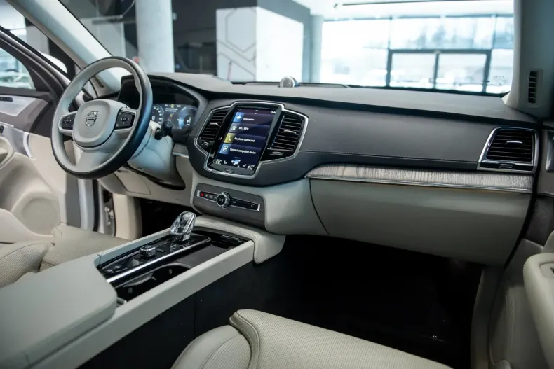 Volvo XC90 din 2021 cu 34.994 km - oferta VOL116722 - foto 24