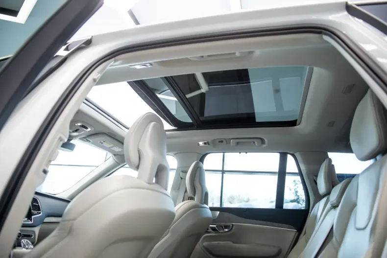 Volvo XC90 din 2021 cu 34.994 km - oferta VOL116722 - foto 27