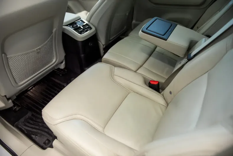 Volvo XC90 din 2021 cu 34.994 km - oferta VOL116722 - foto 29