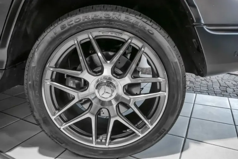 Mercedes-Benz G 63 AMG din 2024 cu 1.700 km - oferta MER116729 - foto 6