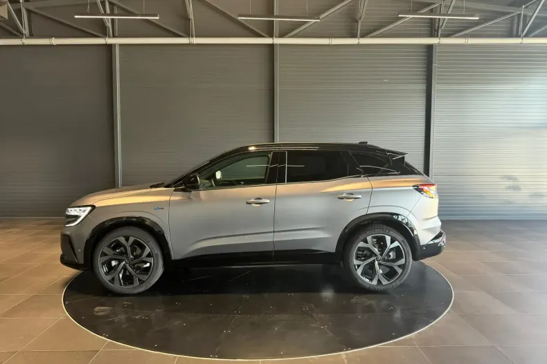 Renault Austral din 2023 cu 811 km - oferta REN116736 - foto 9