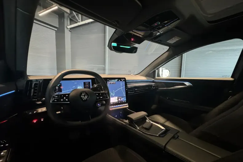 Renault Austral din 2023 cu 811 km - oferta REN116736 - foto 14