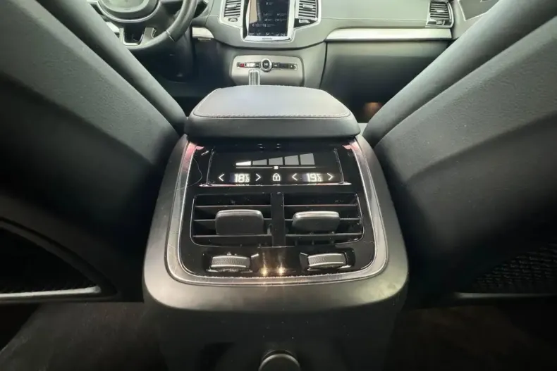 Volvo XC90 din 2020 cu 65.551 km - oferta VOL116738 - foto 19