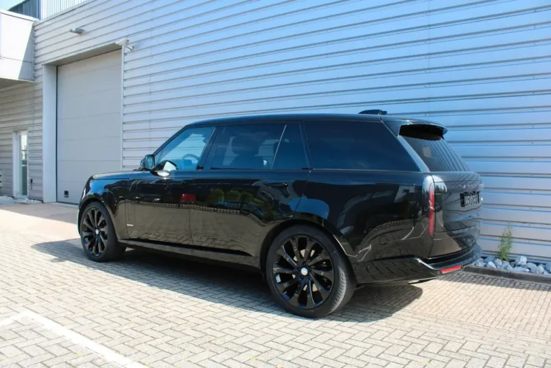 Land Rover Range Rover din 2022 cu 17.500 km - oferta LAN116744 - foto 3