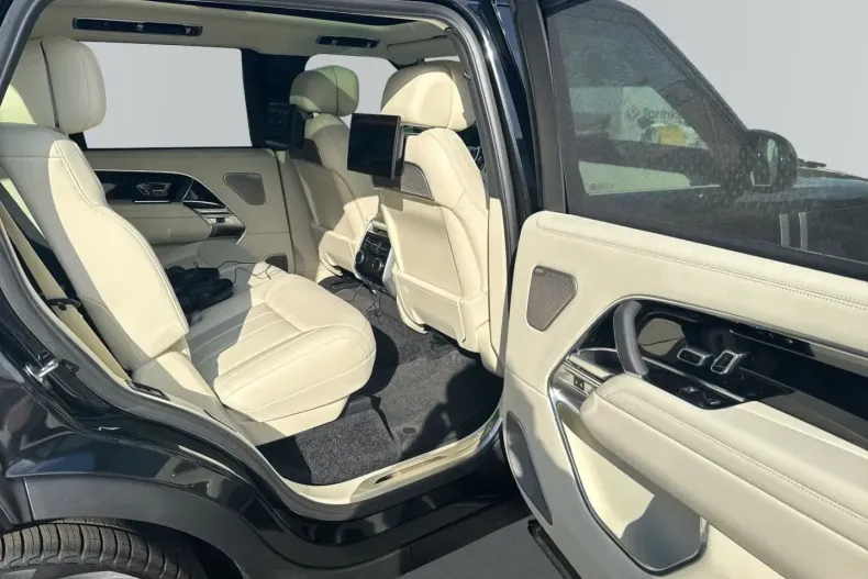 Land Rover Range Rover din 2024 cu 2.500 km - oferta LAN116745 - foto 11