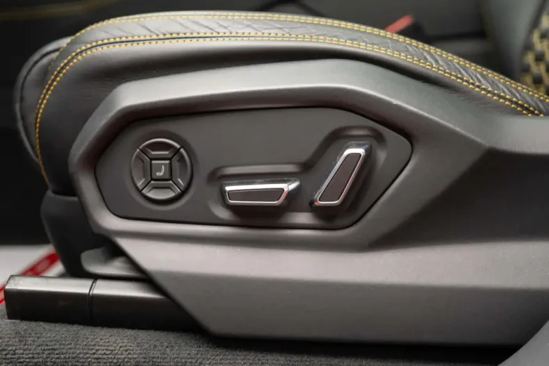 Lamborghini Urus din 2021 cu 38.685 km - oferta LAM116747 - foto 22