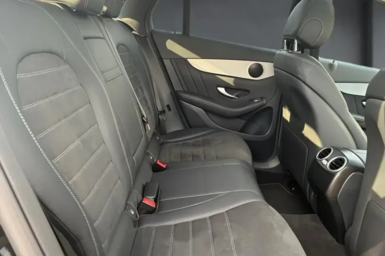 Mercedes-Benz GLC 220 din 2022 cu 98.040 km - oferta MER116756 - foto 13