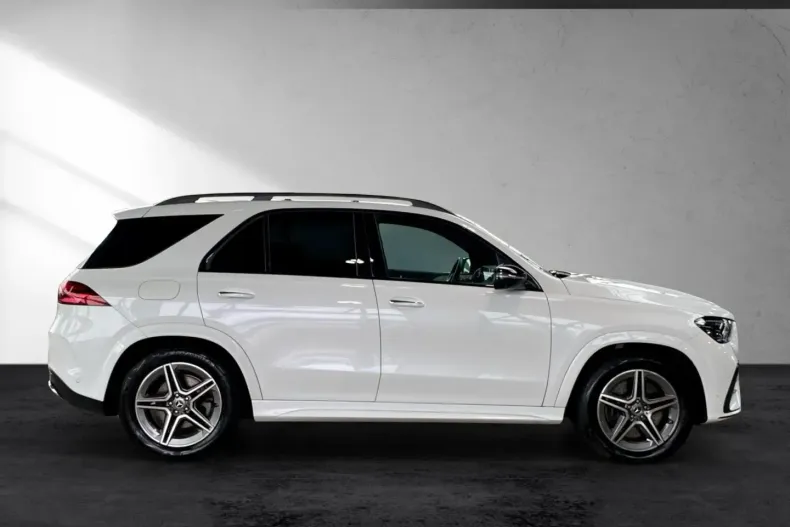 Mercedes-Benz GLE 450 din 2024 cu 11.680 km - oferta MER116757 - foto 6