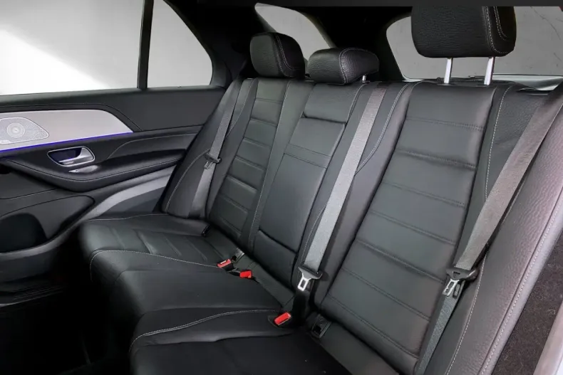 Mercedes-Benz GLE 450 din 2024 cu 11.680 km - oferta MER116757 - foto 10