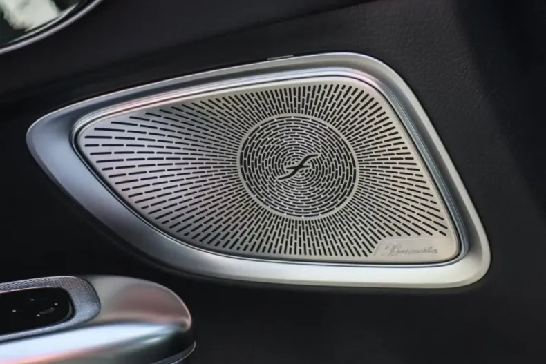 Mercedes-Benz CLE 200 din 2024 cu 11.599 km - oferta MER116763 - foto 11