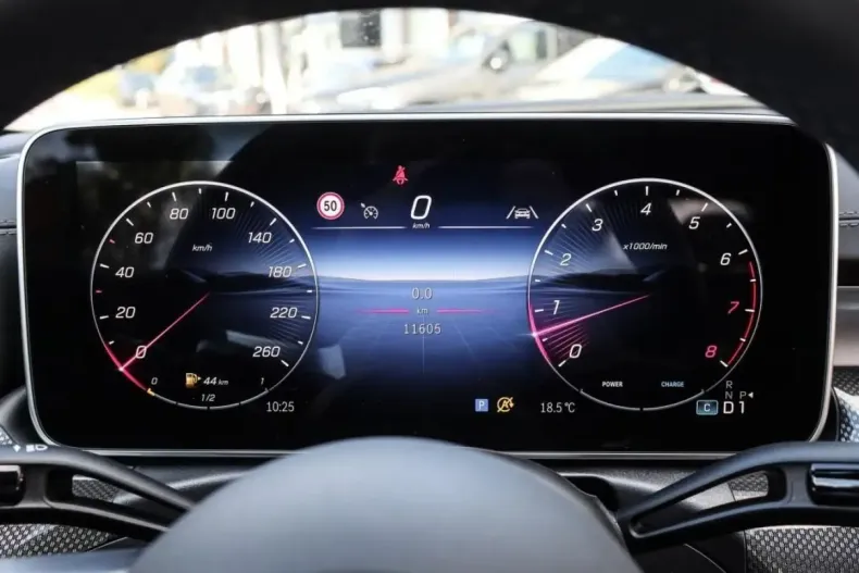 Mercedes-Benz CLE 200 din 2024 cu 11.599 km - oferta MER116763 - foto 15