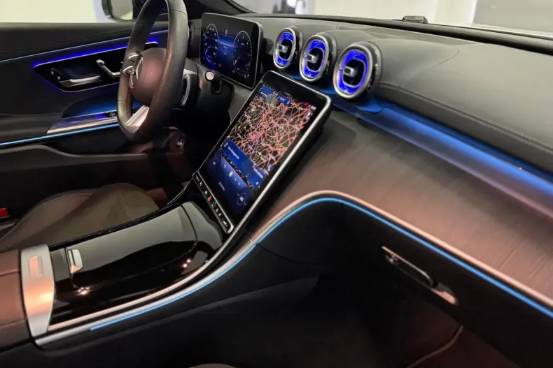 Mercedes-Benz CLE 220 din 2024 cu 12.211 km - oferta MER116765 - foto 22