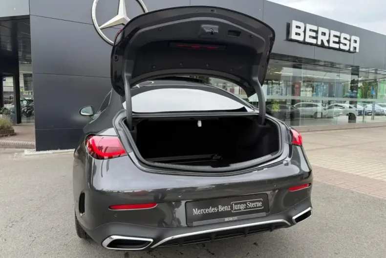 Mercedes-Benz CLE 200 din 2024 cu 9.700 km - oferta MER116766 - foto 16