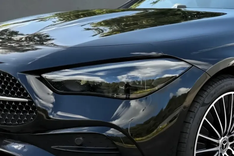 Mercedes-Benz CLE 200 din 2024 cu 51.477 km - oferta MER116768 - foto 3