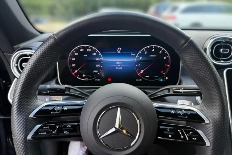 Mercedes-Benz CLE 200 din 2024 cu 51.477 km - oferta MER116768 - foto 6