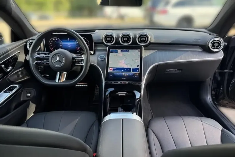 Mercedes-Benz CLE 200 din 2024 cu 51.477 km - oferta MER116768 - foto 13