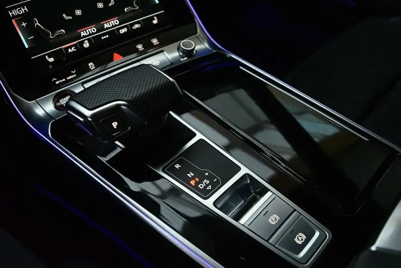 Audi RS7 din 2021 cu 74.200 km - oferta AUD116770 - foto 14