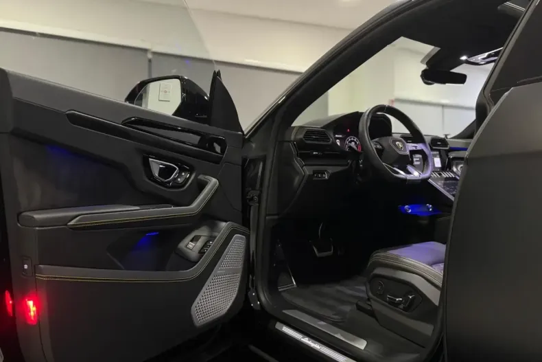 Lamborghini Urus din 2023 cu 41.500 km - oferta LAM116774 - foto 18