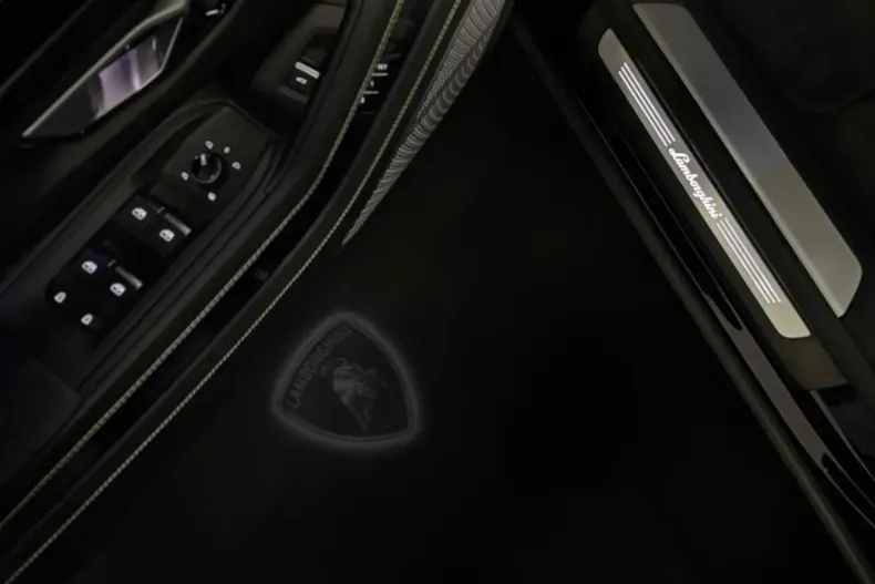 Lamborghini Urus din 2023 cu 41.500 km - oferta LAM116774 - foto 19