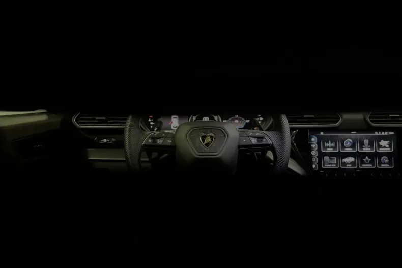 Lamborghini Urus din 2023 cu 41.500 km - oferta LAM116774 - foto 28