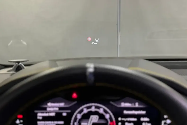 Lamborghini Urus din 2023 cu 41.500 km - oferta LAM116774 - foto 30