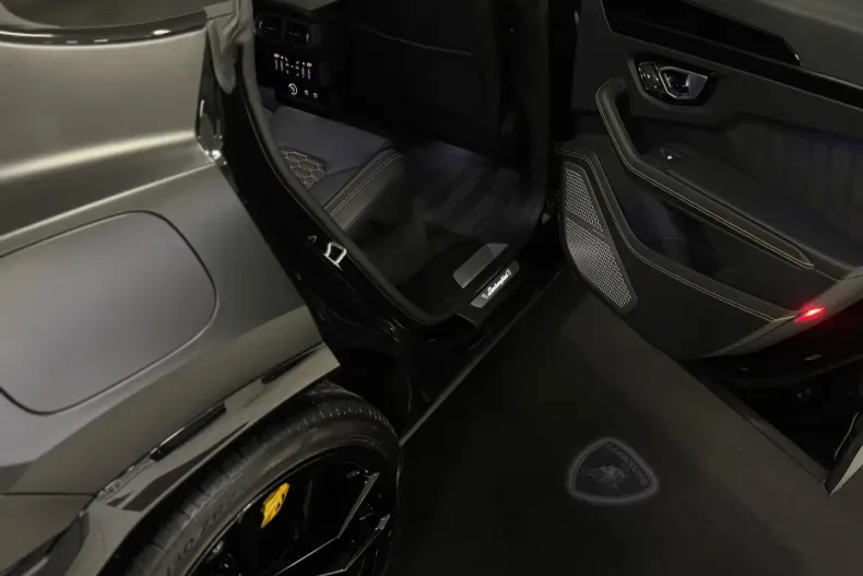 Lamborghini Urus din 2023 cu 41.500 km - oferta LAM116774 - foto 45