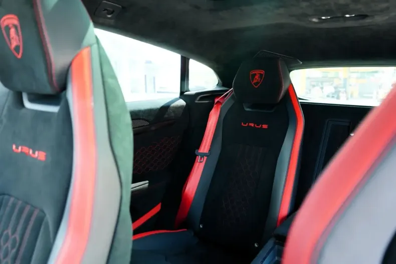 Lamborghini Urus din 2023 cu 22.500 km - oferta LAM116775 - foto 26