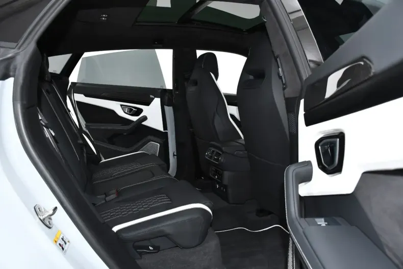 Lamborghini Urus din 2023 cu 20.000 km - oferta LAM116776 - foto 17