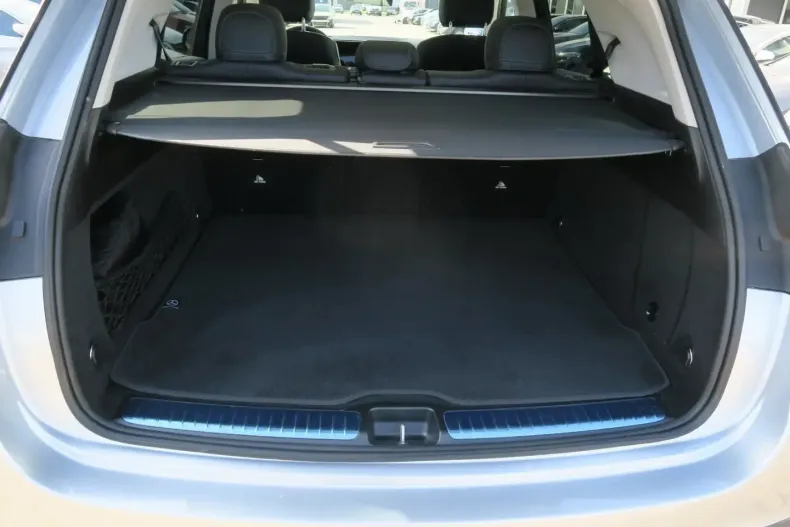 Mercedes-Benz GLE 300 din 2024 cu 8.404 km - oferta MER116778 - foto 8