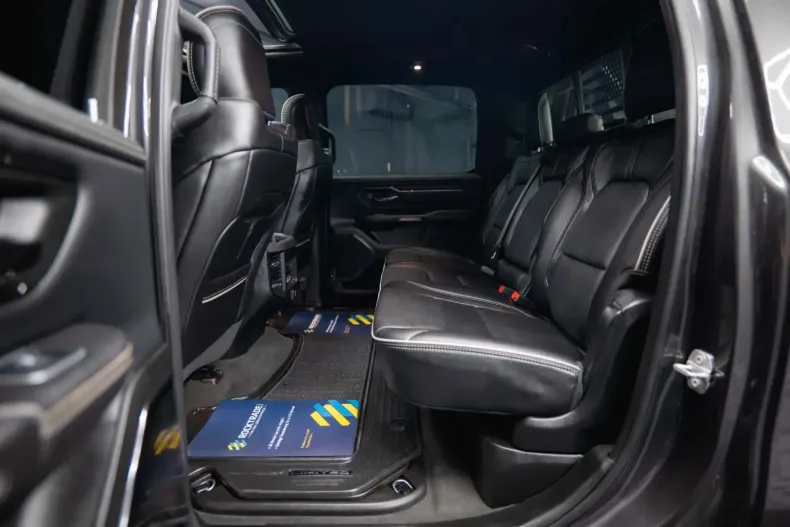 Dodge RAM din 2023 cu 20.205 km - oferta DOD116786 - foto 34