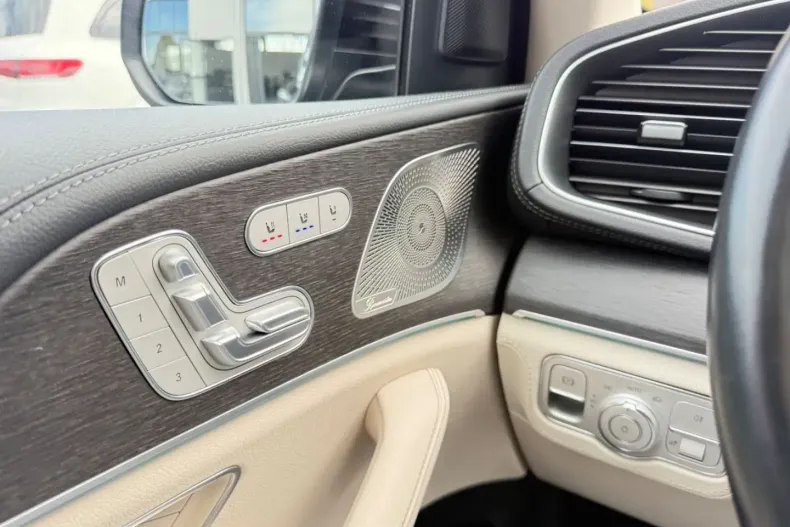 Mercedes-Benz GLE 450 din 2022 cu 49.897 km - oferta MER116787 - foto 24